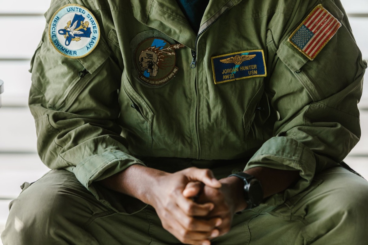 美國海軍人員穿著制服